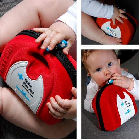 Wallaboo Baby First Aid Kit for Newborns - Red: Wallaboo: Amazon.co.uk ...