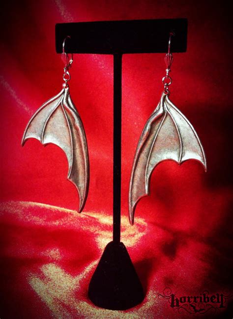 Bat Wing Earrings // Bat Earrings // Gothic Earrings // Bat | Etsy