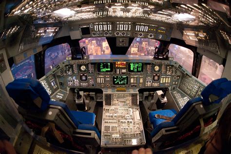 Space shuttle cockpit view high res - batmanreader