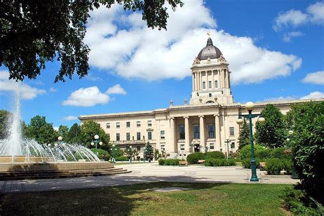 18 Top Tourist Attractions & Places to Visit in Winnipeg | PlanetWare