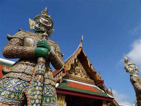 What to Know About Visiting Bangkok’s Grand Palace and Wat Phra Kaew ...