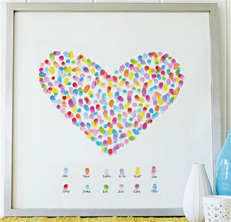 Valentine's Day Decor Idea: Fingerprint Heart Art - {Not Quite} Susie ...