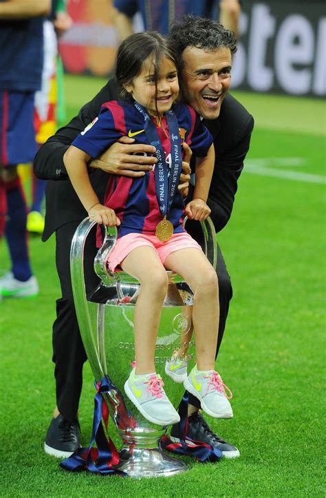 Luis Enrique: Former Spain And Barcelona Manager's Daughter Dies Aged 9 ...