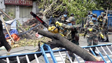 Cyclone Amphan-hit people get help from various organisations - india ...