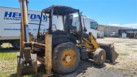 2004 JCB Backhoe Loader (PLZ) - Truck and Cargo