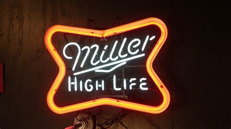 Miller High Life Neon Sign | G294 | The Eddie Vannoy Collection 2020