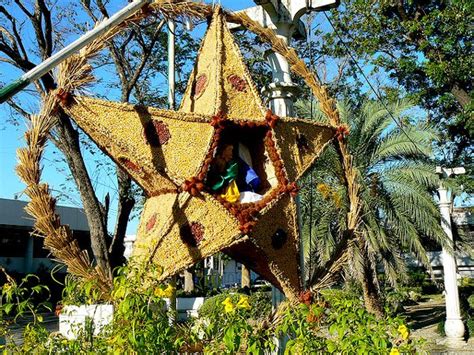 Parol: The Filipino Christmas Lantern - Christmas in the Philippines