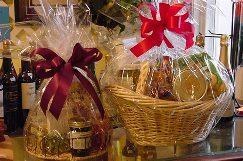 Best Birthday and Christmas Food Gift Baskets 2014 - Custom Made Gift ...