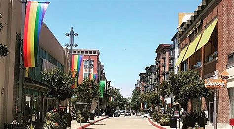 Bay Street Emeryville - Events, Things to Do in Emeryville - Malls ...