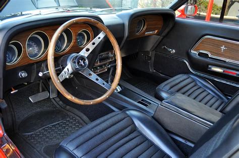 Ford Mustang Mach 1 Interior