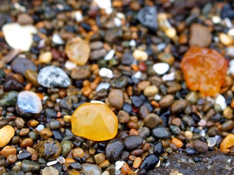 Yachats is Always Good for a Couple of Agates! - AgateHunting.com