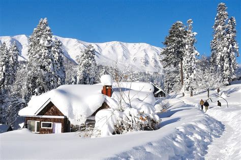 Gulmarg in Winters: A Gem in Kashmir's Crown