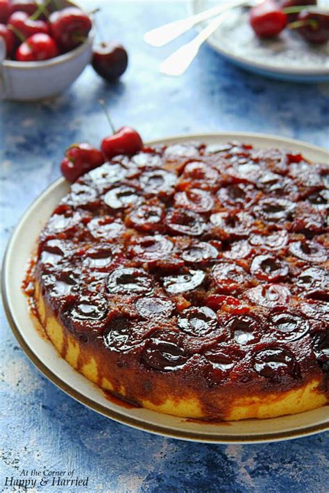 Upside-Down Cherry Cake | Recept