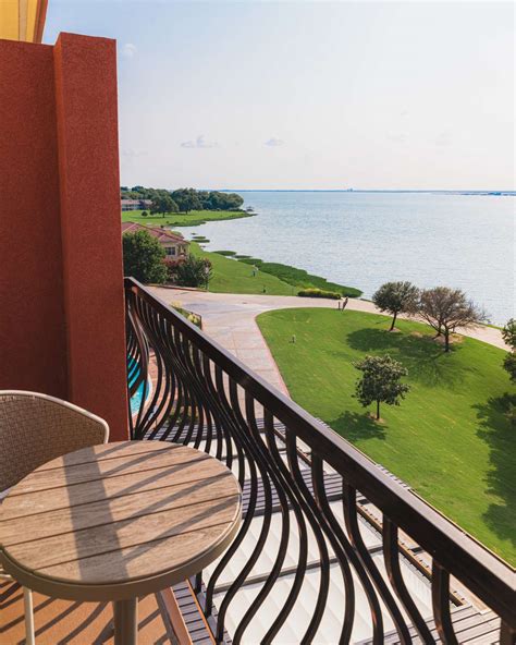 Hilton Hotel Lakefront Rockwall, TX - See Discounts