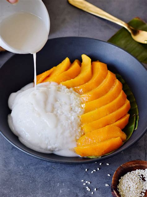 Mango Sticky Rice | Coconut Rice Recipe - Elavegan