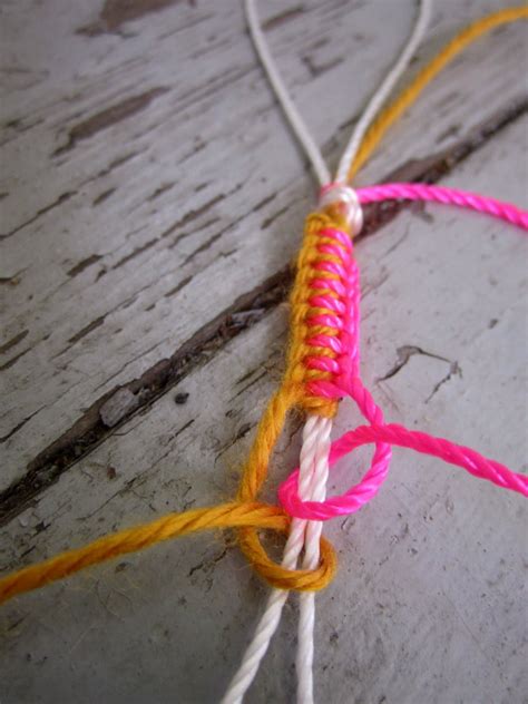 Use basic knots to create a bright bracelet perfect for summer! | How ...