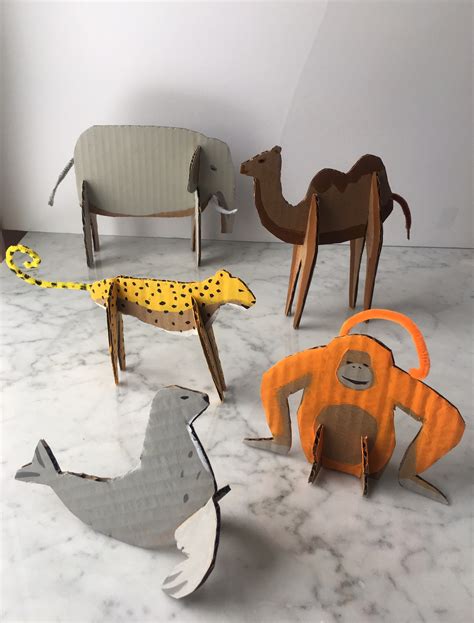 Recycled Cardboard Zoo Animals! — super make it