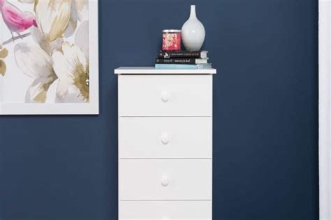 Chest of Drawers Vs Dresser: What Are the Differences? - Home Care Zen