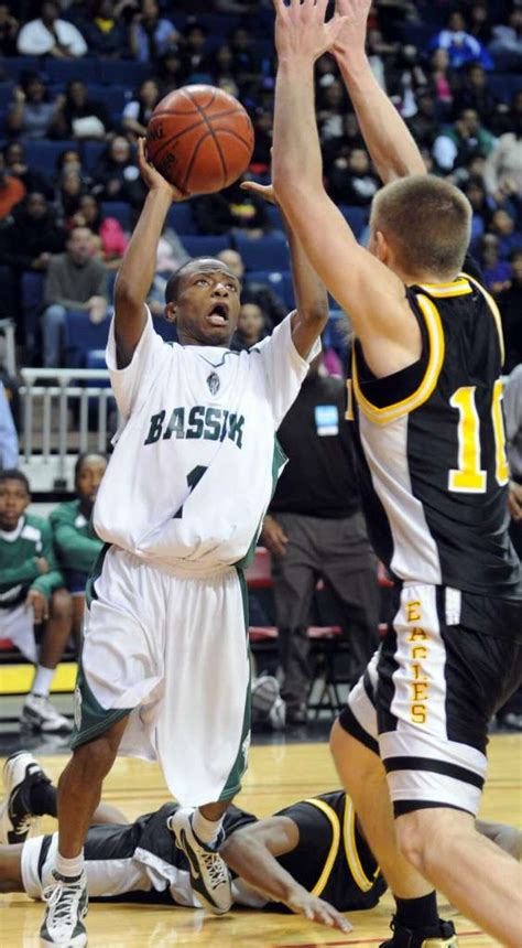 Trumbull tips Bassick in overtime in Bridgeport Basketball Classic