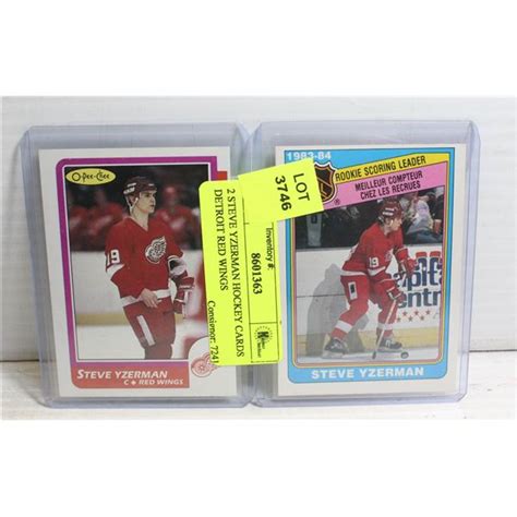 2 STEVE YZERMAN HOCKEY CARDS DETROIT RED WINGS