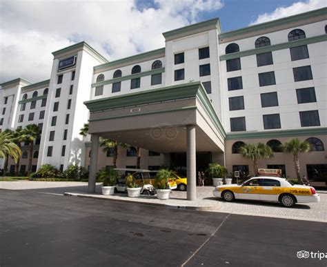 Buena Vista Suites (Orlando, FL): What to Know BEFORE You Bring Your Family