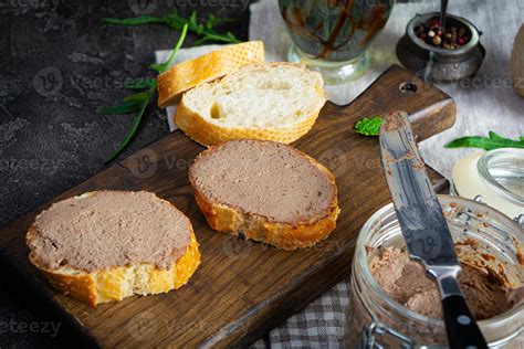 Sandwich with chicken liver pate on dark background 20299743 Stock ...