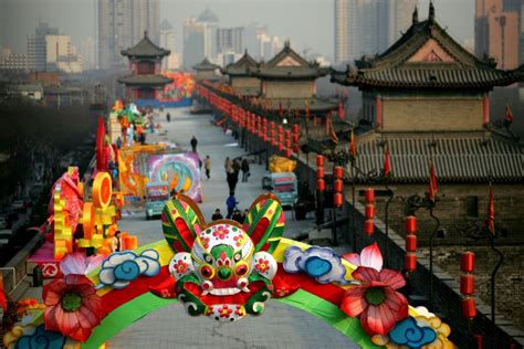 Xi'an City Wall: Military fort turned city park | CNN