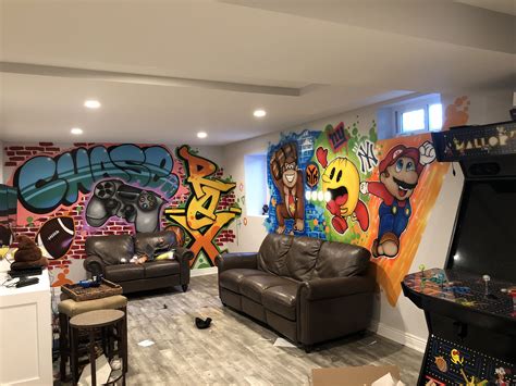 Graffiti game room | Retro games room, Arcade room, Retro room