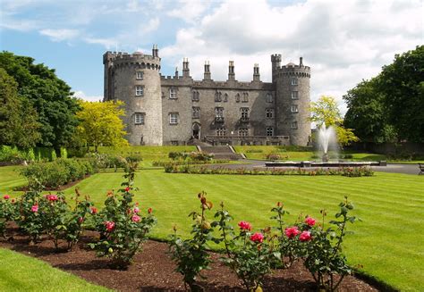 20 Best Castles in Ireland | Road Affair