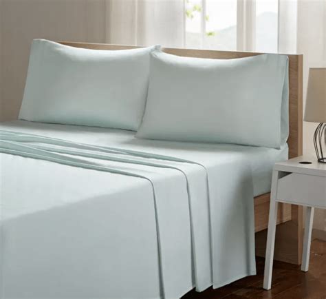 Best Cooling Bed Sheets to Help You Sleep in 2021