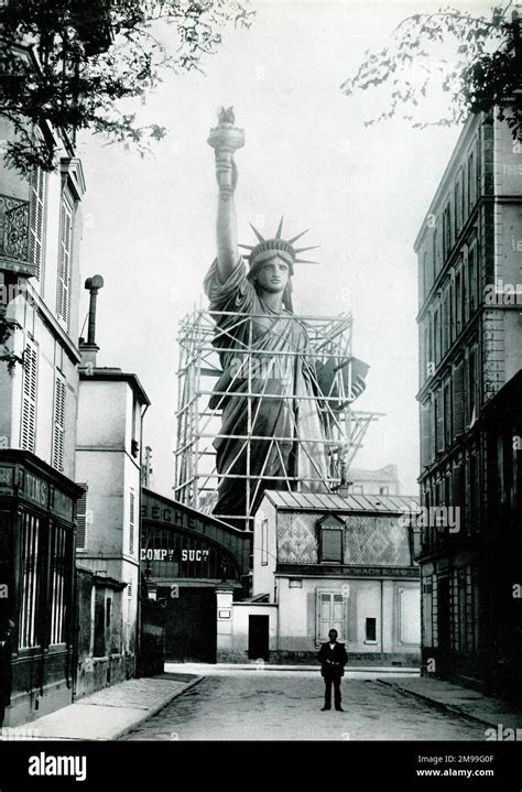 Construction of the Statue of Liberty in Paris, before shipping to New ...