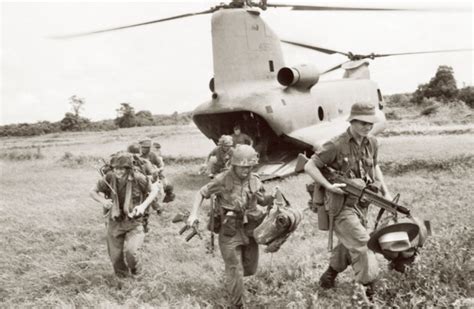 BOEING CH-47 CHINOOK | Recovery Curios