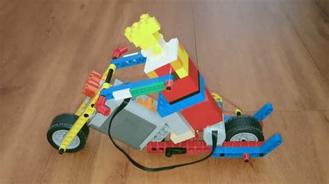 Lego Motorcycle MOC with Building Instructions for Beginners DIY - YouTube