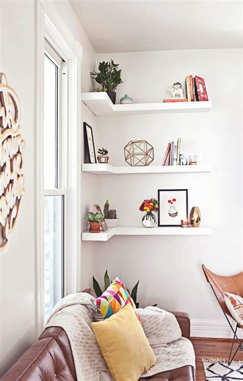 How to Style Decorative Shelves