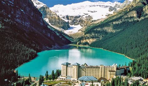 Fairmont Chateau Lake Louise | Luxury Hotels in Canada | Black Tomato