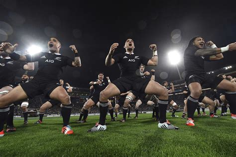 All Blacks' pregame dance: ballet before the bruising - Chicago Tribune