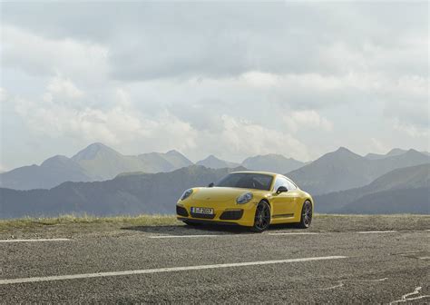 40 Years After the 911T, Porsche Unveils the 911 Carrera T - Hagerty Media