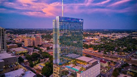 The Best Downtown Austin Hotels | Best Places to Stay in Downtown Austin