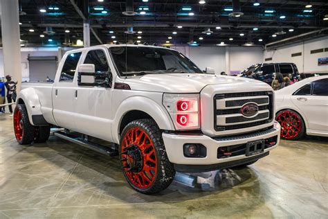 Custom 2014 Ford F-350 | Images, Mods, Photos, Upgrades — CARiD.com Gallery