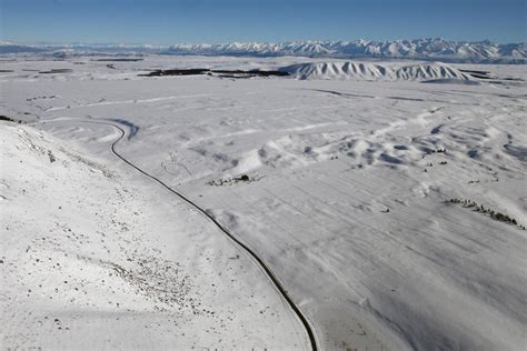 Lake Tekapo's winter snow show | Stuff.co.nz