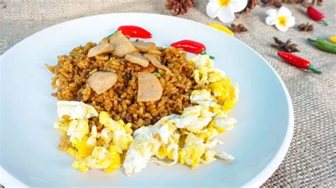 Indonesian nasi goreng Stock Photos, Royalty Free Indonesian nasi ...