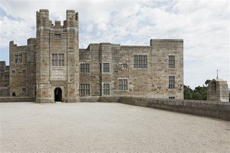 Great British Buildings – Castle Drogo - A 20th Century English Castle ...