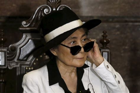 Yoko Ono hospitalized in New York City - CBS News