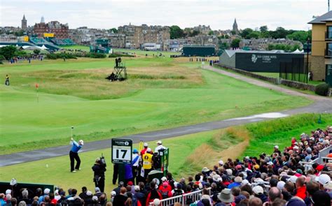 5 tips for playing the famous Road Hole at St. Andrews Golf Links