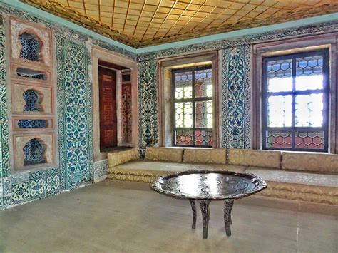 The Topkapi Palace and its Harem; the sultan's heaven on earth in ...