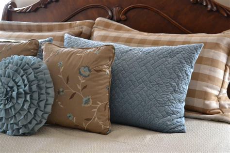 What is a Pillow Sham? Everything You Need to Know | Bella Nocturne