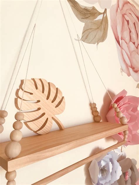 Shelf with hanging bar