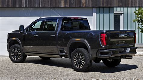 2024 GMC Sierra 2500 HD Denali Crew Cab - Wallpapers and HD Images ...