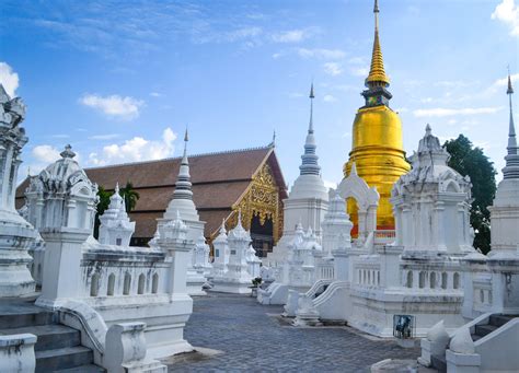 The Best Temples in Chiang Mai Old City Tour (The Nine Temple Tour)