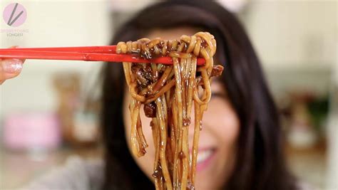 Vegan Jjajangmyeon Recipe & Video - Seonkyoung Longest